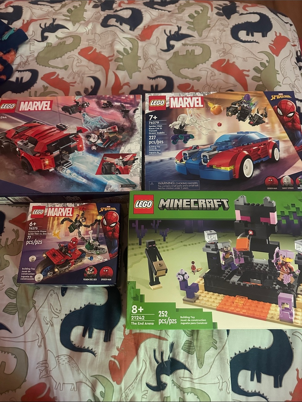 LEGO Marvel Spider-Man and Minecraft Lego bundle